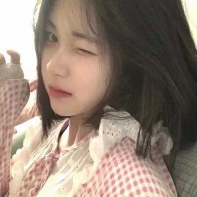无用的谎言 封面